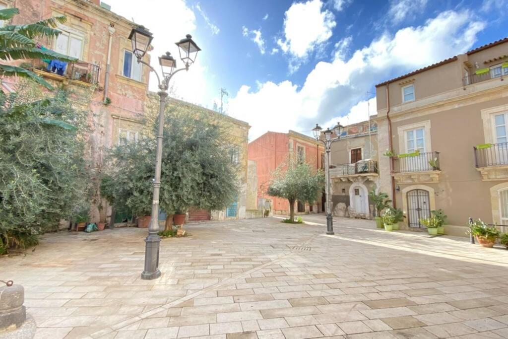 فيلا سيراكوزافي Casa A Razziedda المظهر الخارجي الصورة